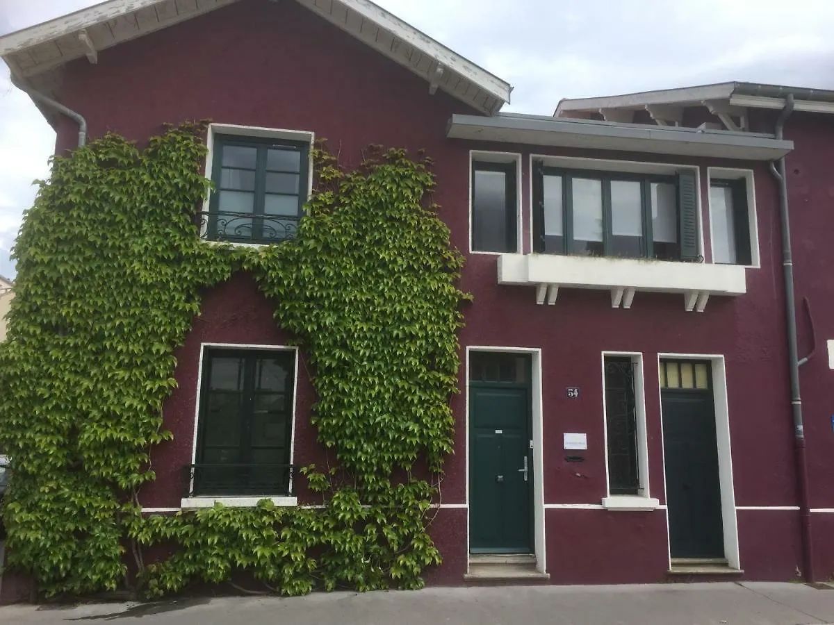 La Maison Prune Lyon Fransa